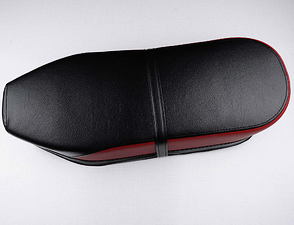 Seat black / red side - flat (Jawa CZ 250 350 Panelka) / 