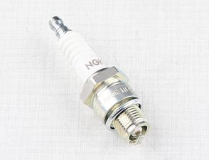 Spark plug - NGK B6HS (Jawa CZ 125 175 250 350) / 