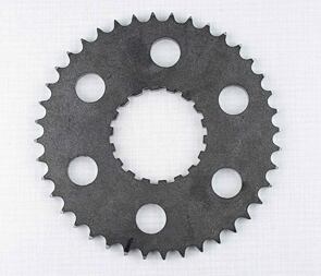 Rear chain wheel - 40t (CZ 175 scooter 501 502) / 