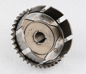 Hub of clutch 30t - complete, original (CZ 125 175) / Hub of clutch 30t - complete, original (CZ 125 175) /