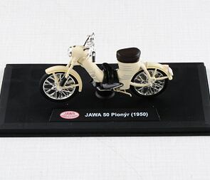 1:18 scale model Jawa 50 Pionyr (1950) type 550 - LIGHT IVORY / 