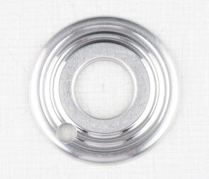 Wheel hub cover with tyre valve hole (PAV) / 