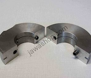 Crankshaft center bearing support (Jawa 350 638 639 640) / 