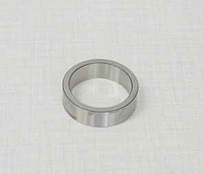 Crankshaft spacer 20.6x25x7.4mm (CZ 125 175 476 477) / 