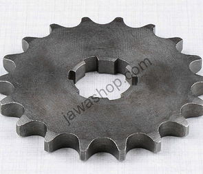 Drive sprocket - 18t (Jawa CZ 125 175 250 350 638) / 