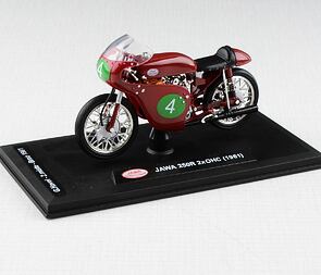 1:18 scale model Jawa 250R 2xOHC (1961) / 